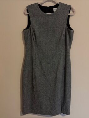 Oscar de la Renta Gray Midi Sheath Dress